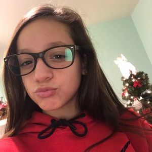 Meet your Posher, Brianna